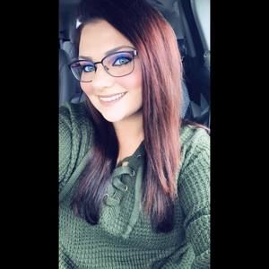 Meet your Posher, Katelyn